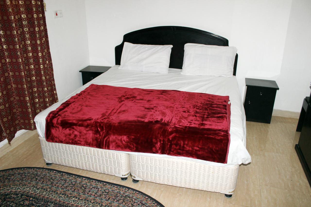 Al Eairy Apartments Alqaseem 3 Burajda Kültér fotó